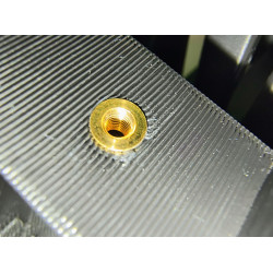 Geräteständer für div. Funkgeräte Gerätebreite 157 - 245mm